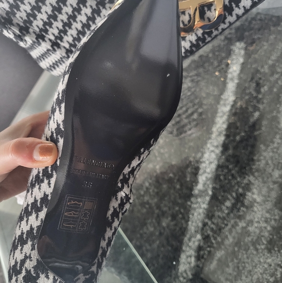 Brand New Balenciaga BB houndstooth ankle boots, size36 - Picture 3 of 5